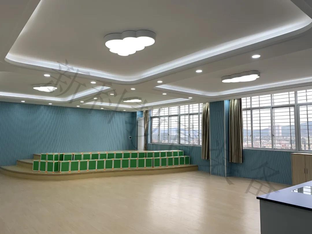 <a href='http://www.jim4jesus.com/chanpin/58-1.html' target='1' style='font-size:18px; font-weight:bold; color:#000000;'>音樂室</a>1