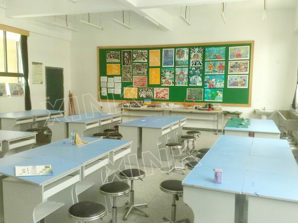 <a href='http://www.jim4jesus.com/chanpin/56-1.html' target='1' style='font-size:18px; font-weight:bold; color:#000000;'>美術功能室</a>