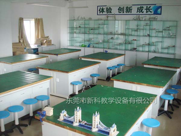 <a href='http://www.jim4jesus.com/chanpinyiji/37-1.html' target='1' style='font-size:18px; font-weight:bold; color:#ff0000;'>通用技術實驗室設備</a>